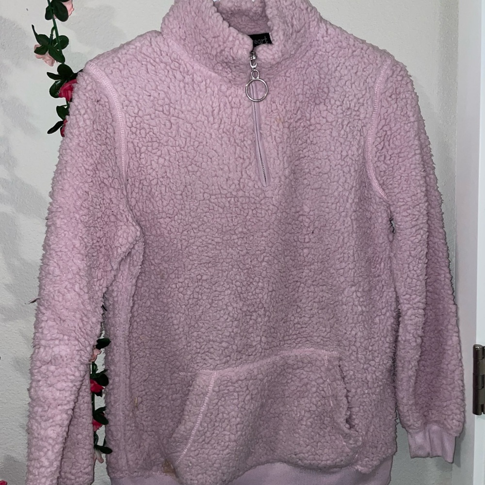 Turtle neck pink sweater